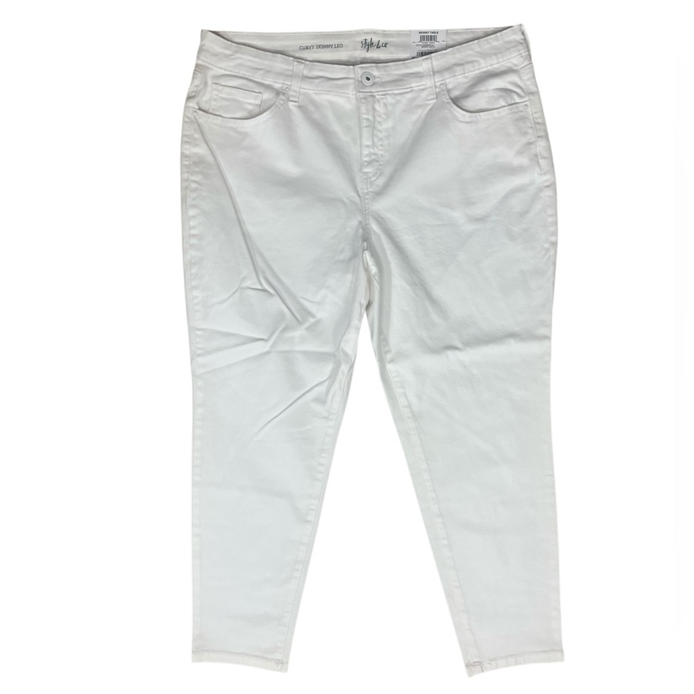 NWT Style & Co. Petite Women's White Curvy Skinny Mid Rise Jeans (DM)